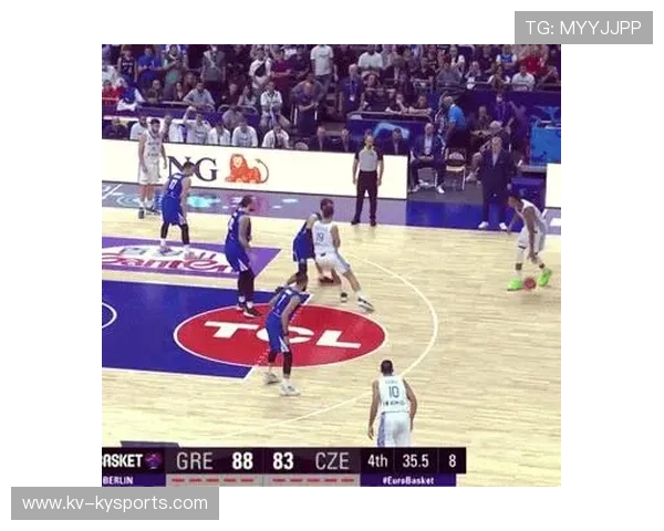 希腊主场力挽狂澜，晋级仍存希望，希腊国家球队